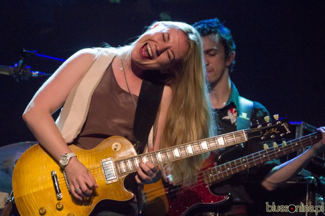 Joanne Shaw Taylor at Bluestracje 2013 (4)